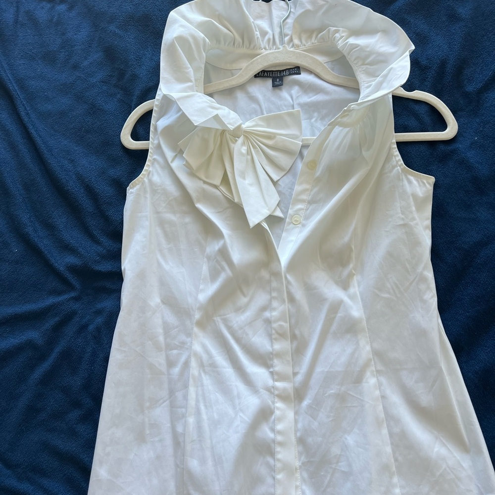 Gorgeous bow blouse